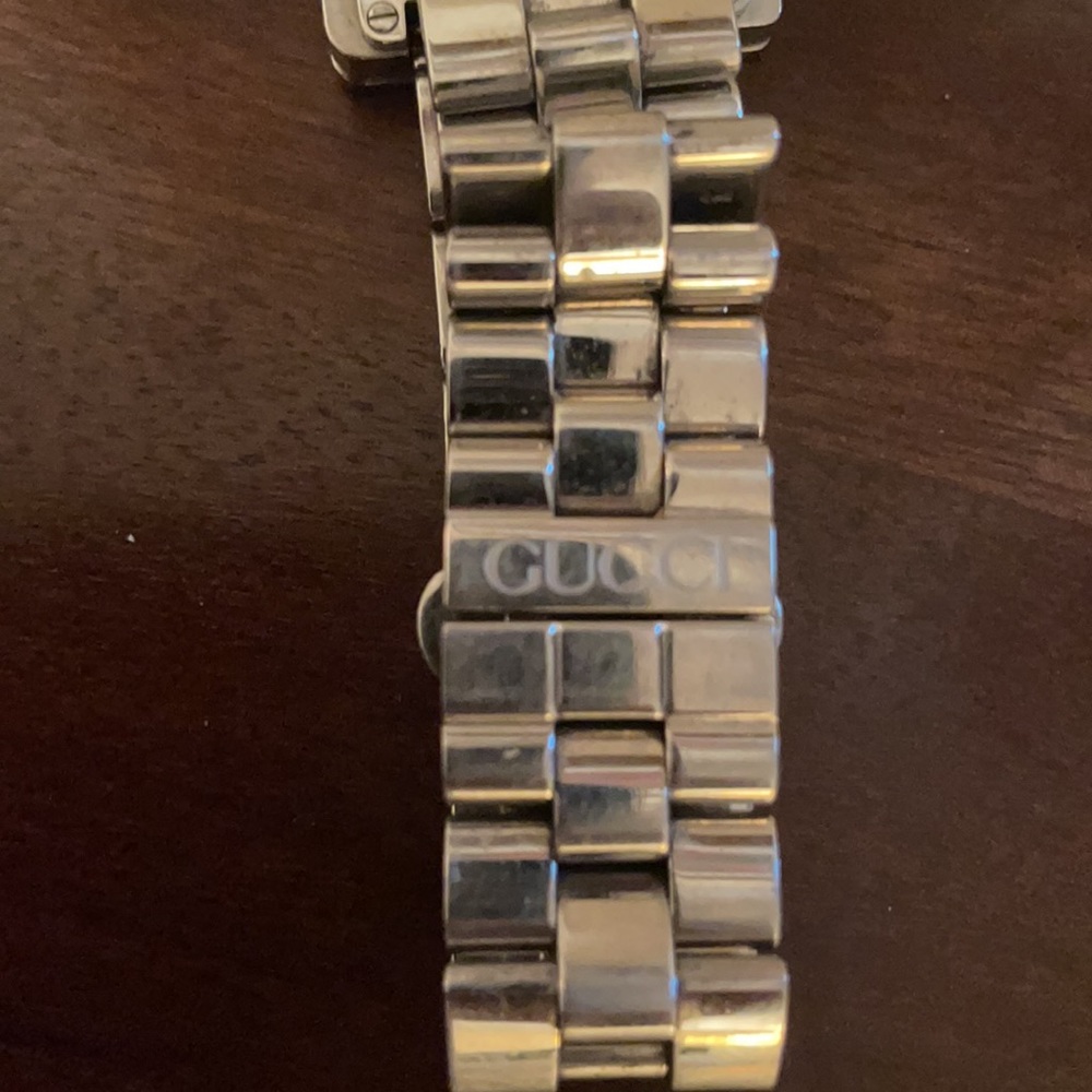 Gucci Watch - Picture 4 of 9